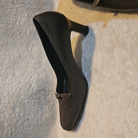 What's what, by AEROSOLES Woman Cheyenne Leather Pumps heel  Shoes Size 7M - Picture 6 of 9